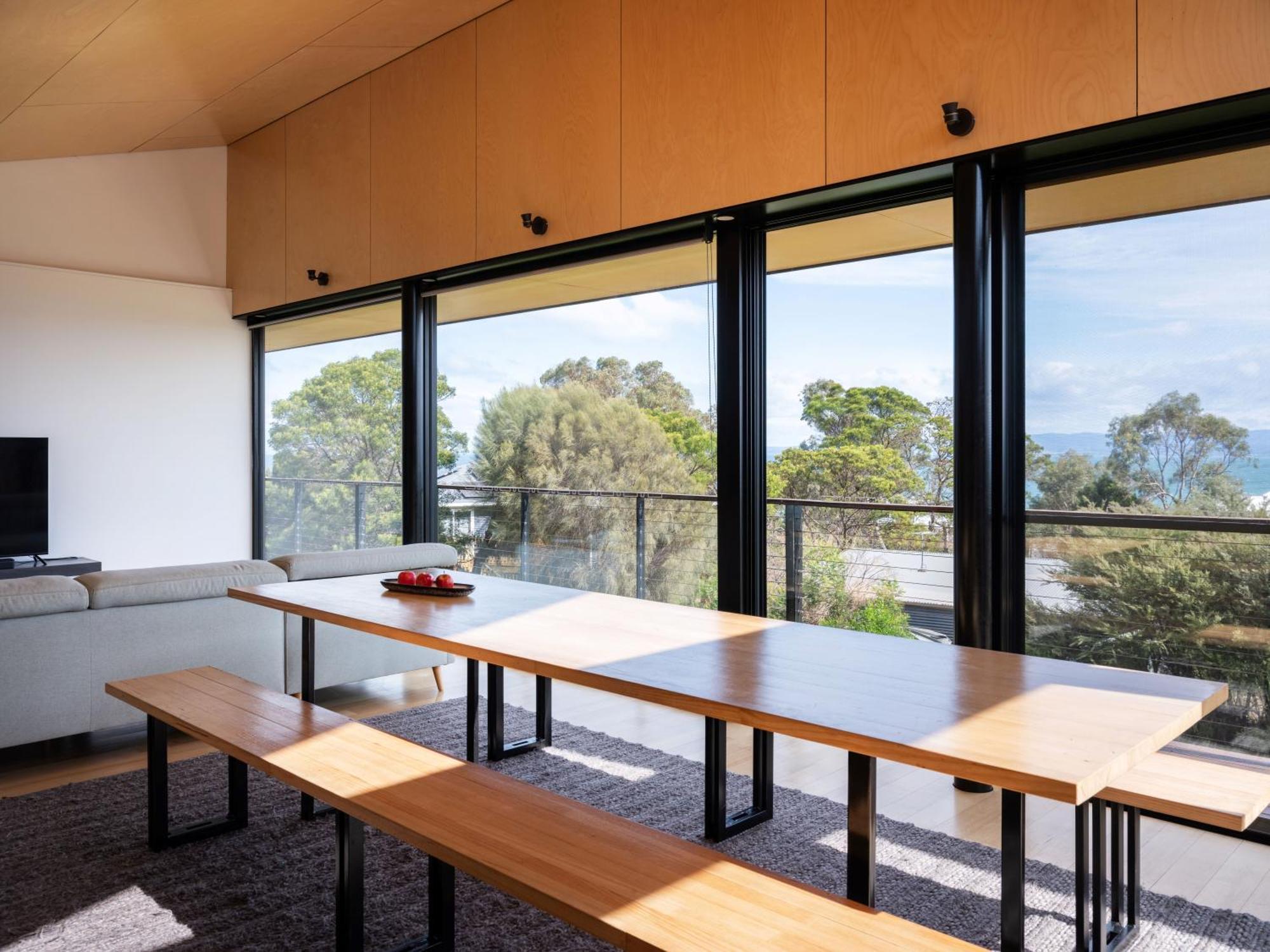 Atelier * Coles Bay